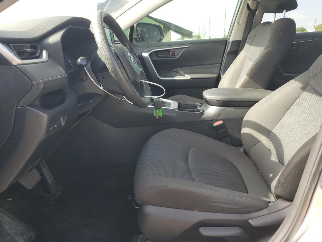 2019 Toyota Rav4 Le - Фото 7