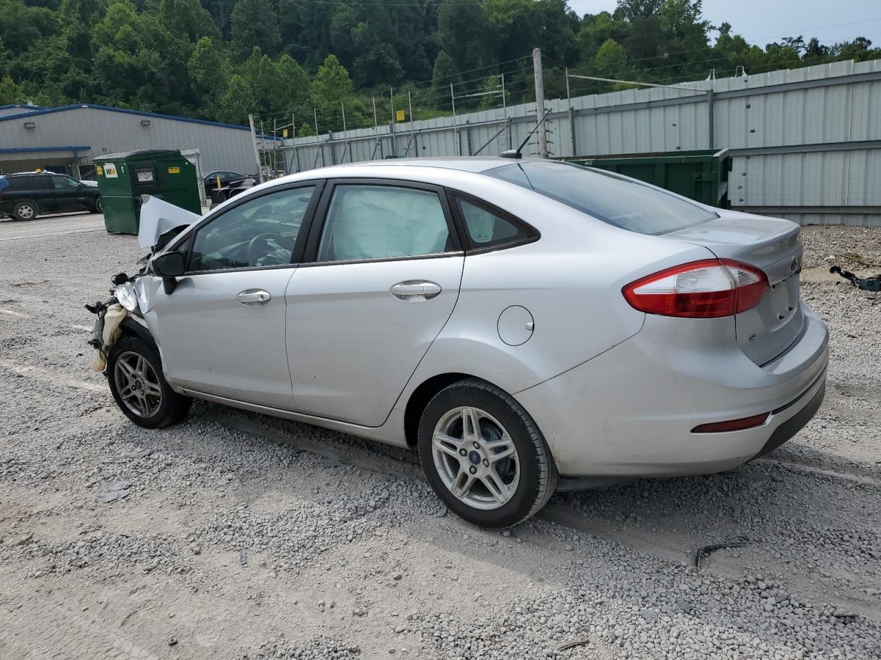 2018 Ford Fiesta Se - Фото 2