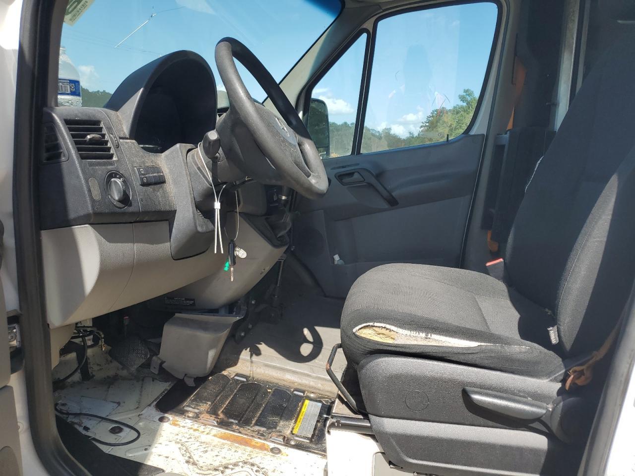 2015 Mercedes-Benz Sprinter 2500 - Фото 7