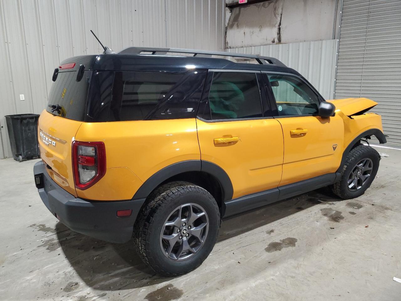 2022 Ford Bronco Sport Badlands - Image 3