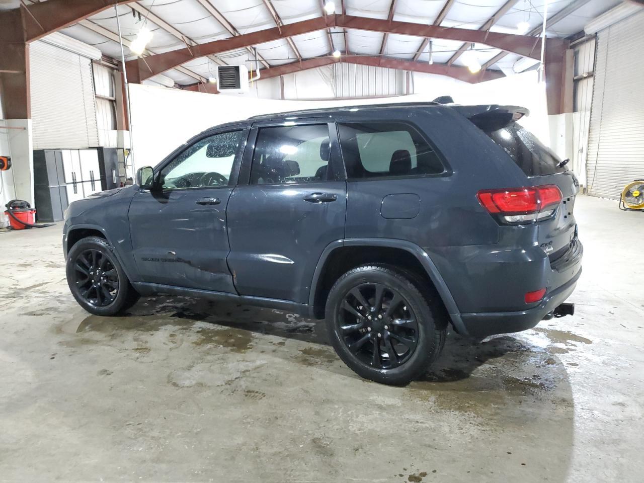 2018 Jeep Grand Cherokee Laredo - Фото 2
