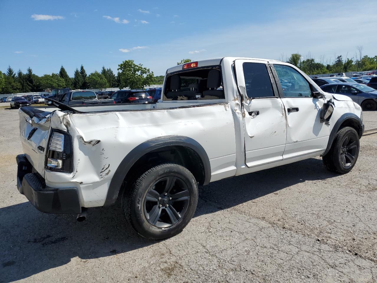 2022 Ram 1500 Classic Slt - Фото 3