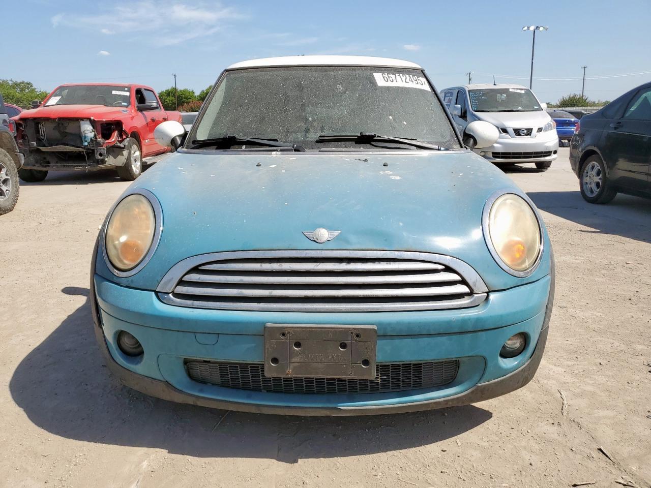2010 Mini Cooper - Image 5