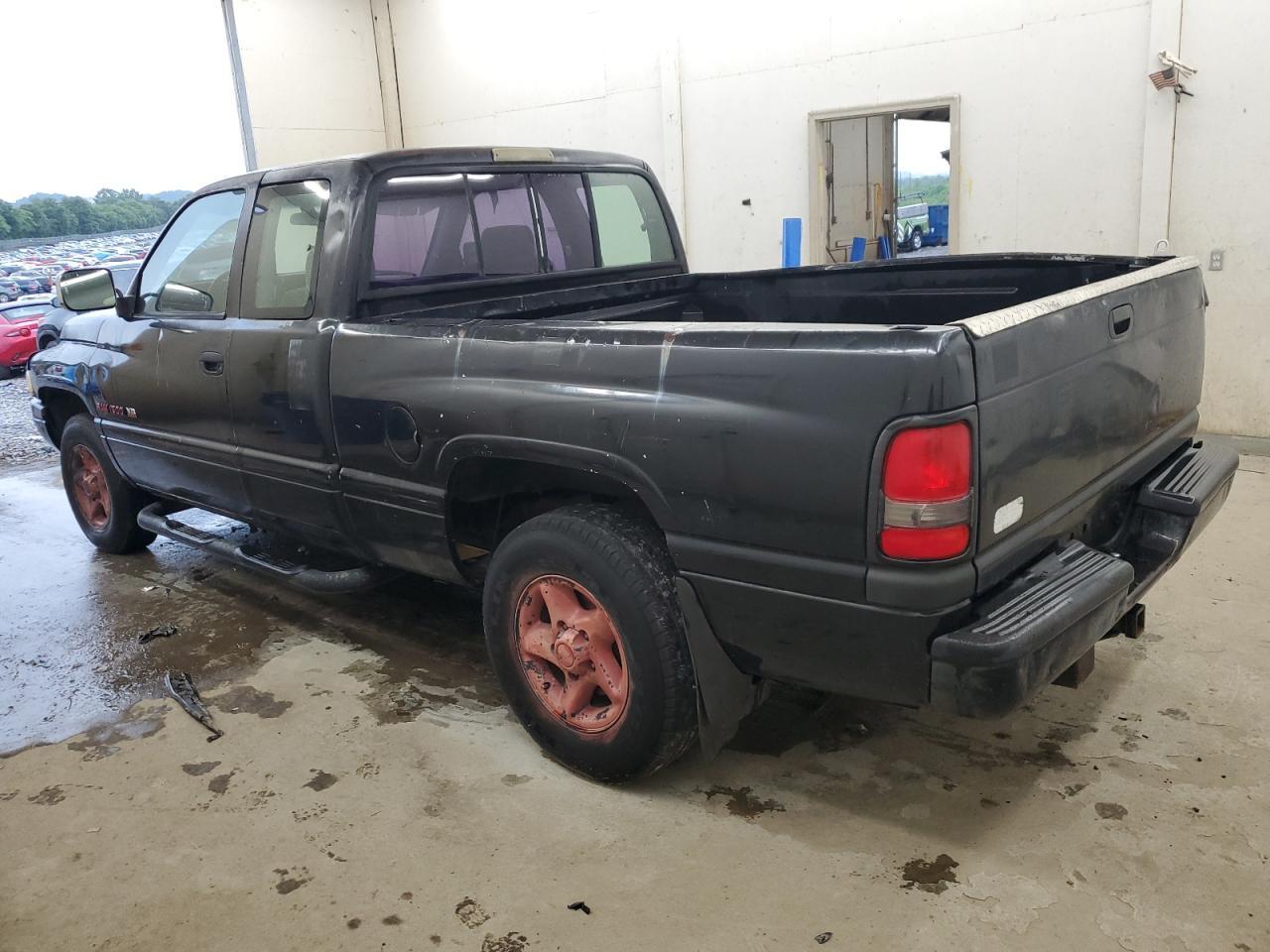 1996 Dodge Ram 1500 - Фото 2