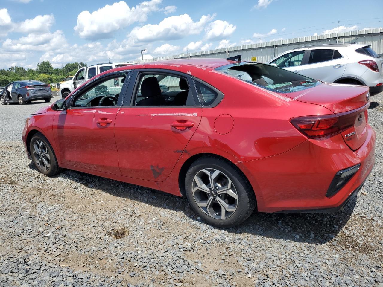 2021 Kia Forte Fe - Фото 2
