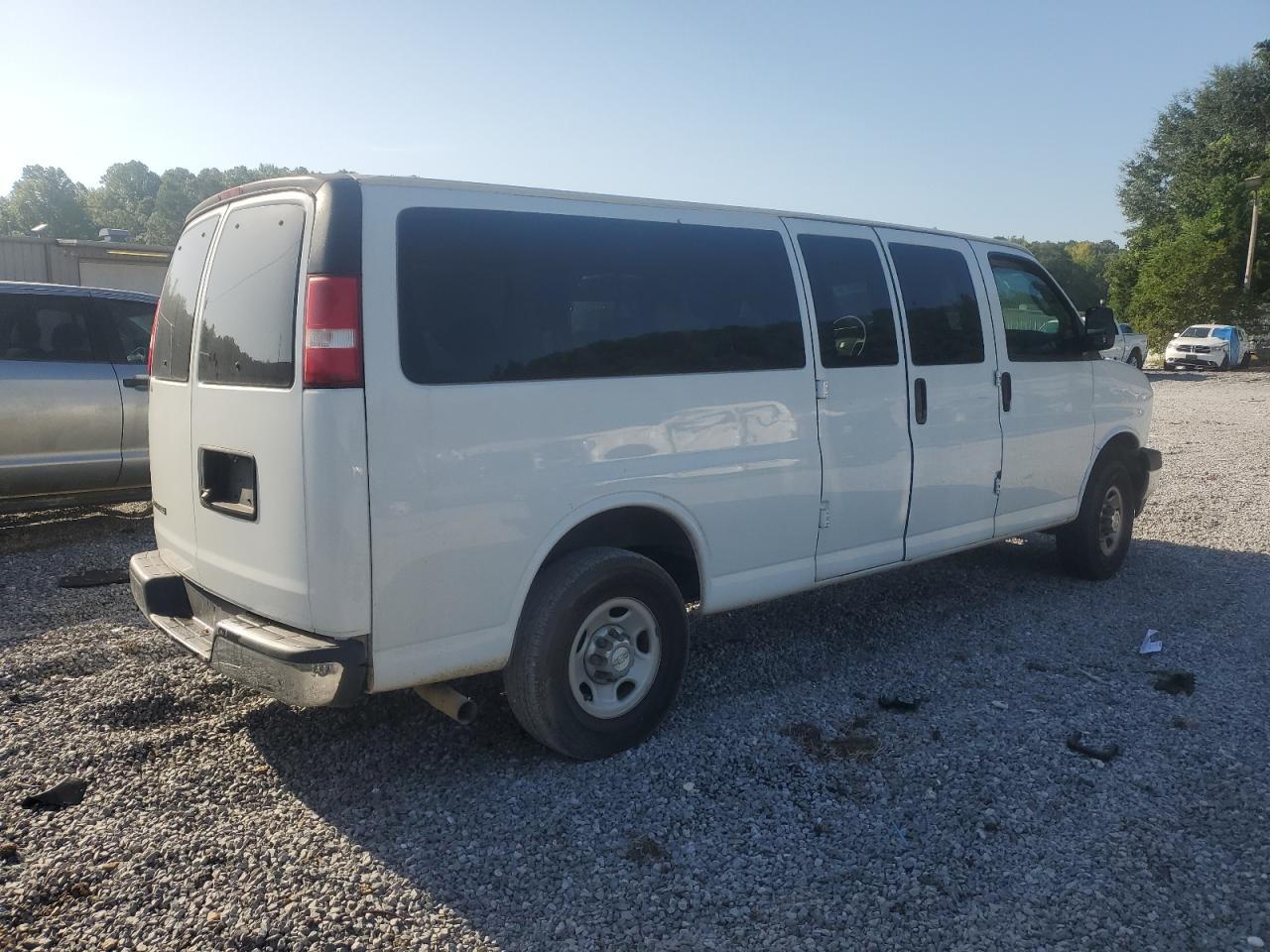 2018 Chevrolet Express G3500 Lt - Image 3