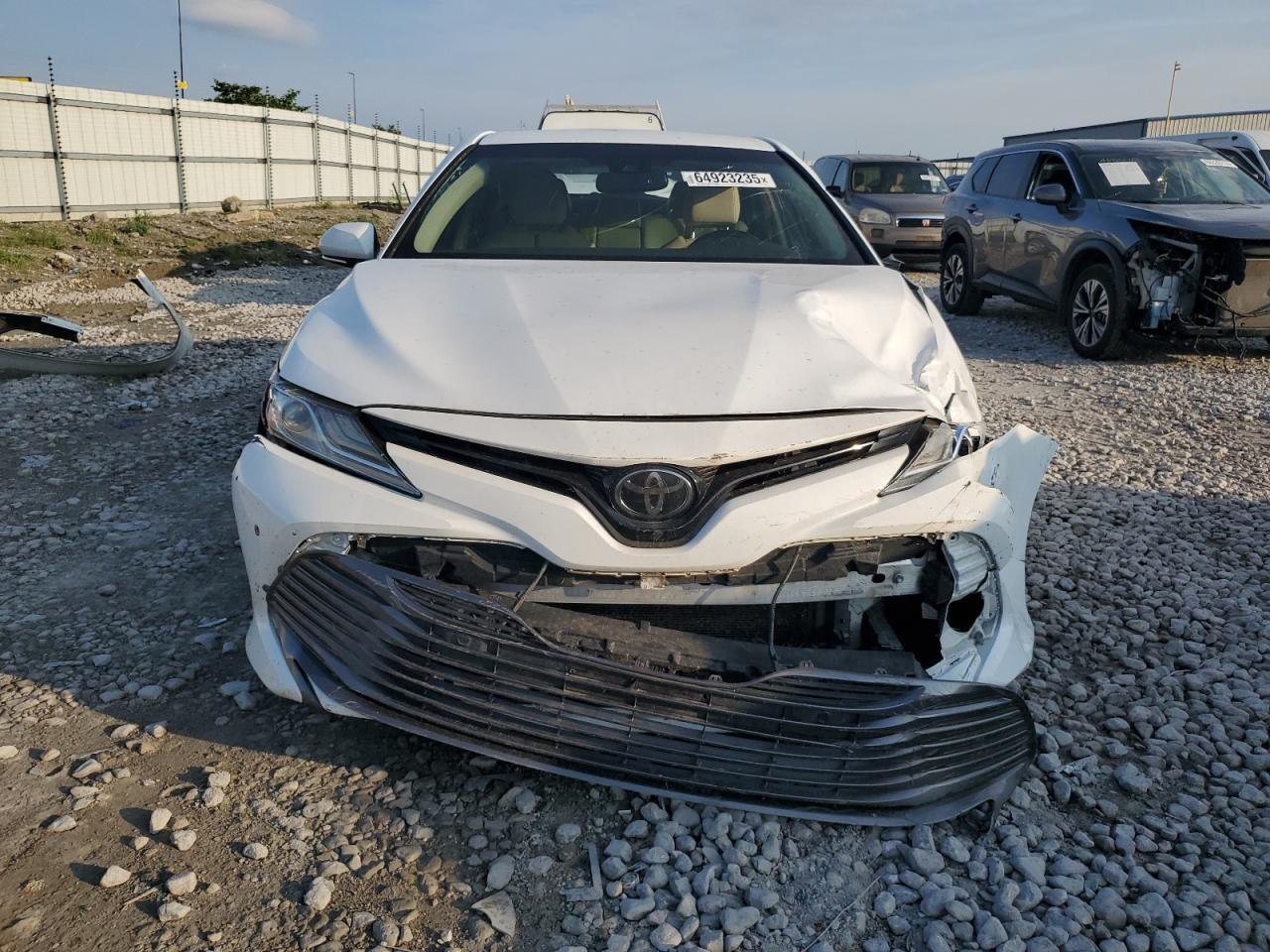 2018 Toyota Camry L - Фото 5