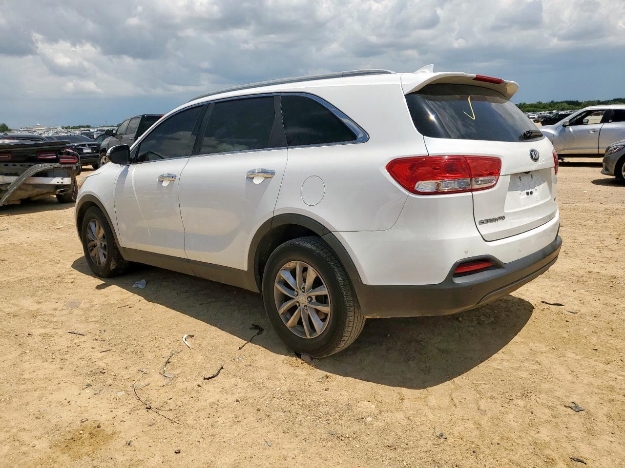 2017 Kia Sorento Lx - Фото 2