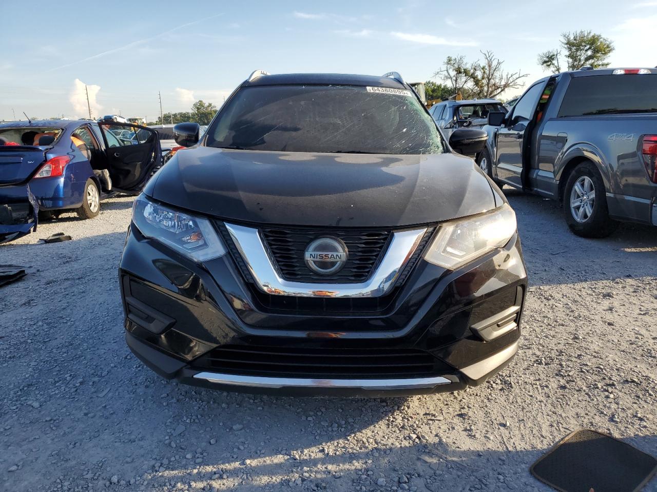 2018 Nissan Rogue S - Image 5
