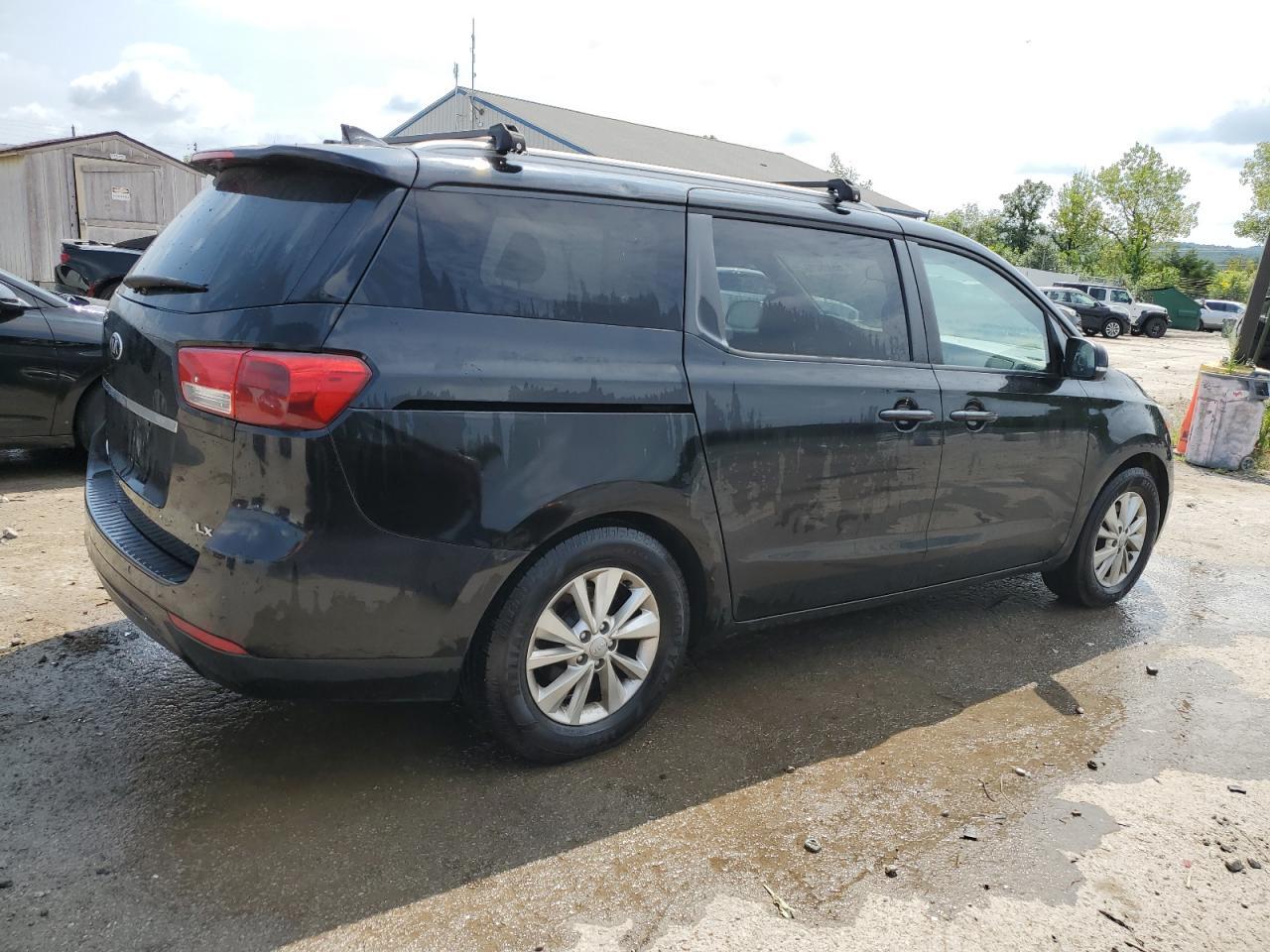 2016 Kia Sedona Lx - Фото 3