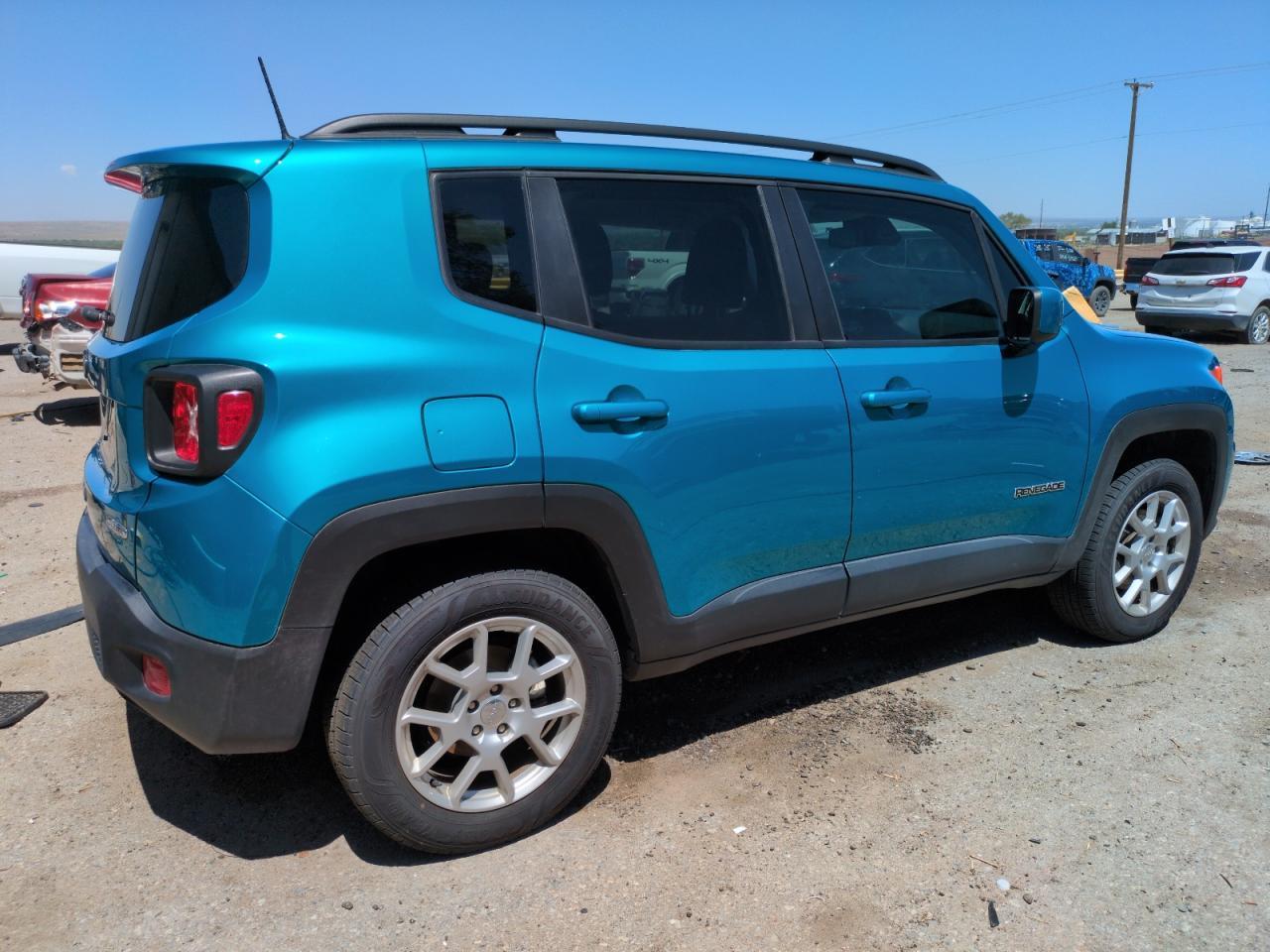 2020 Jeep Renegade Latitude - Image 3