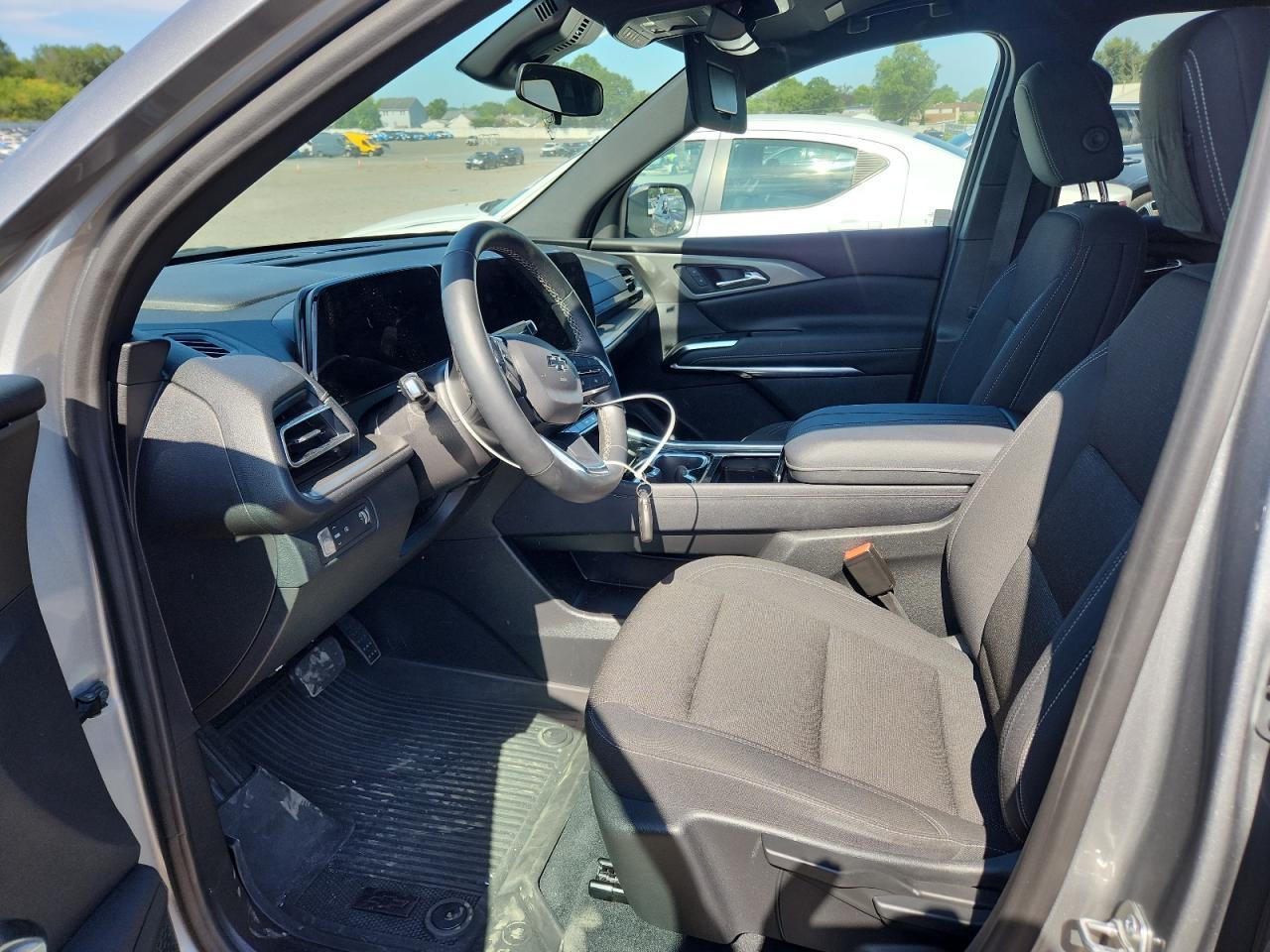 2024 Chevrolet Traverse Ls - Image 7