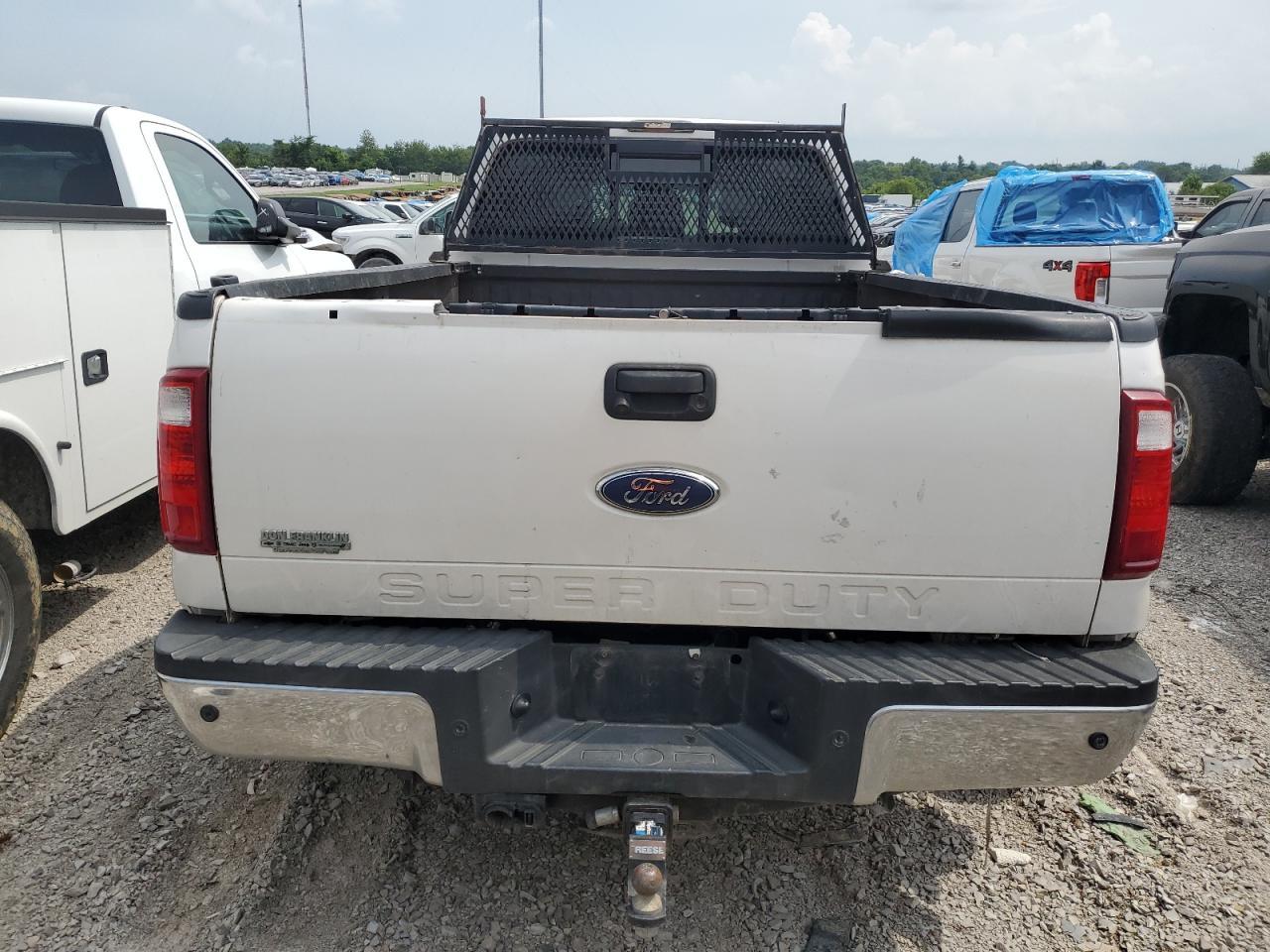 2011 Ford F350 Super Duty - Фото 6