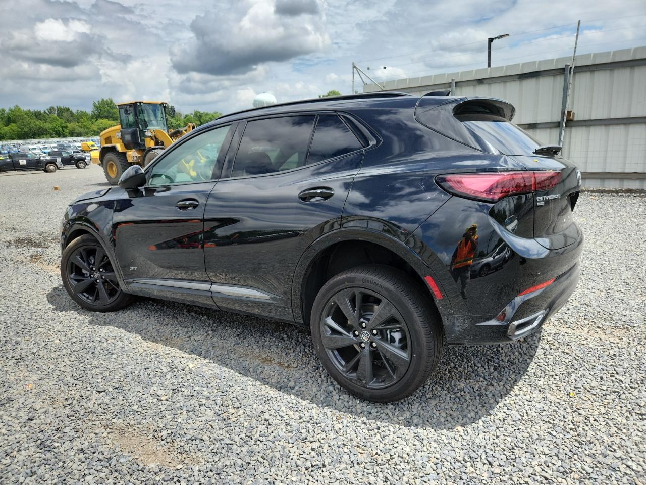 2025 Buick Envision Sport Touring - Image 2