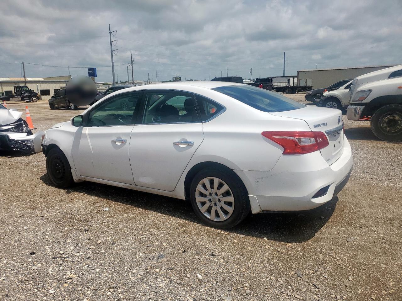 2018 Nissan Sentra S - Фото 2