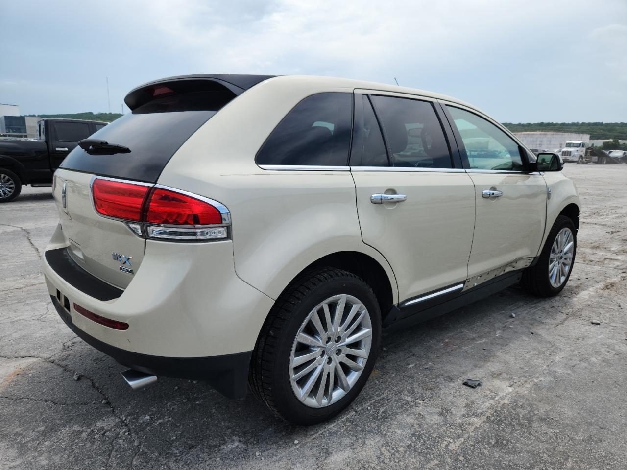2015 Lincoln Mkx - Image 3
