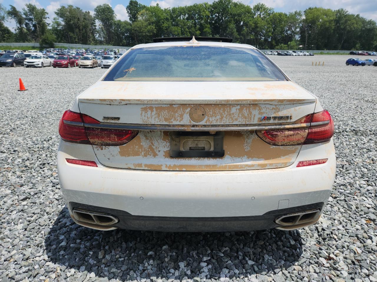 2019 BMW M760 Xi - Image 6