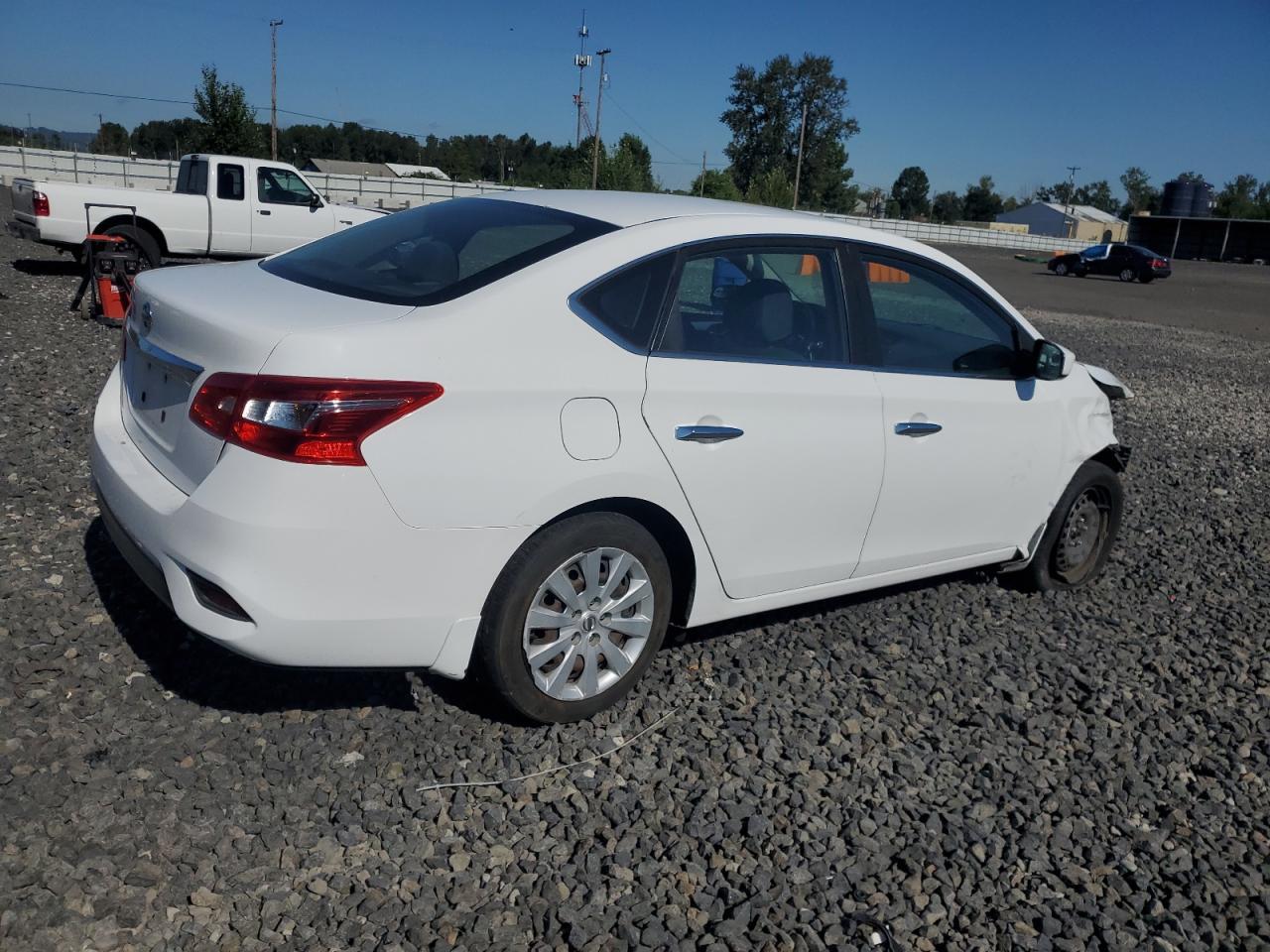 2019 Nissan Sentra S - Фото 3