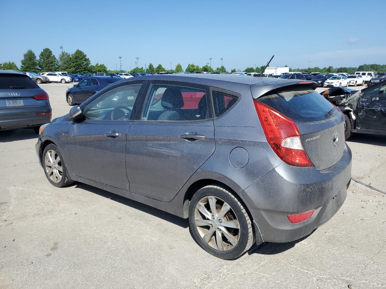 2014 Hyundai Accent Gls - Фото 2