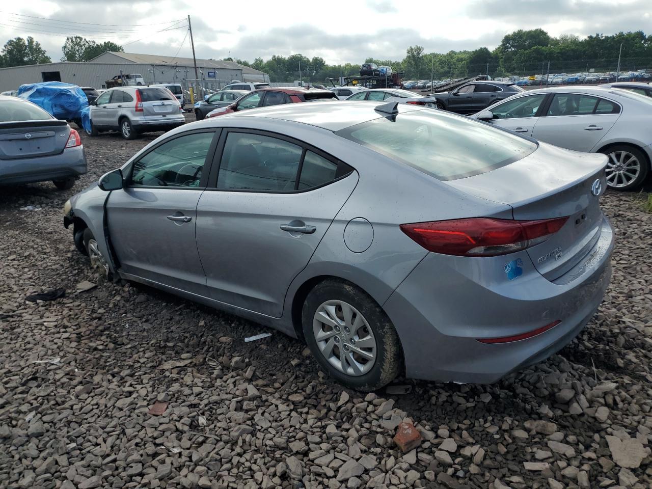 2017 Hyundai Elantra Se - Фото 2
