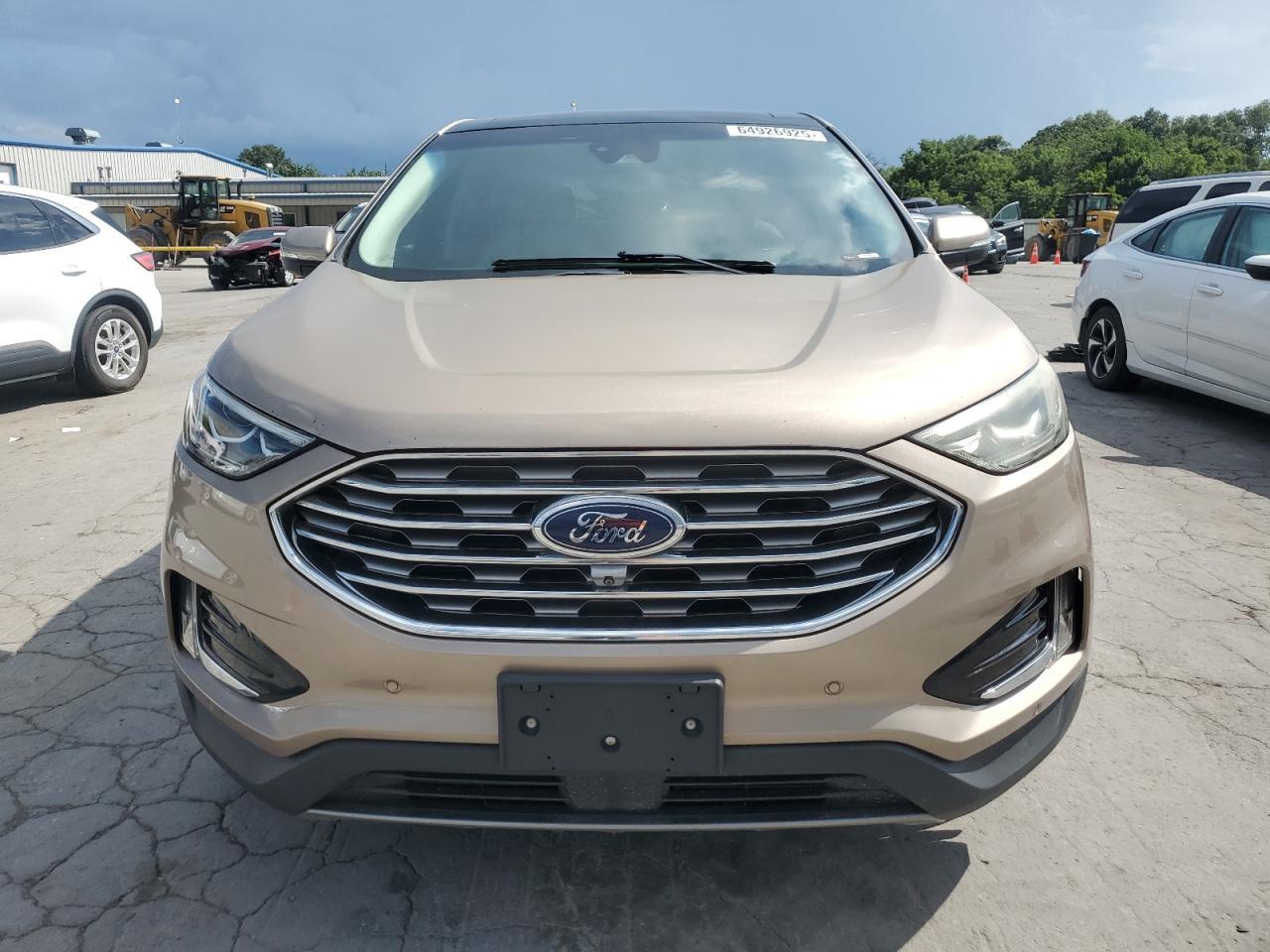 2020 Ford Edge Titanium - Фото 5