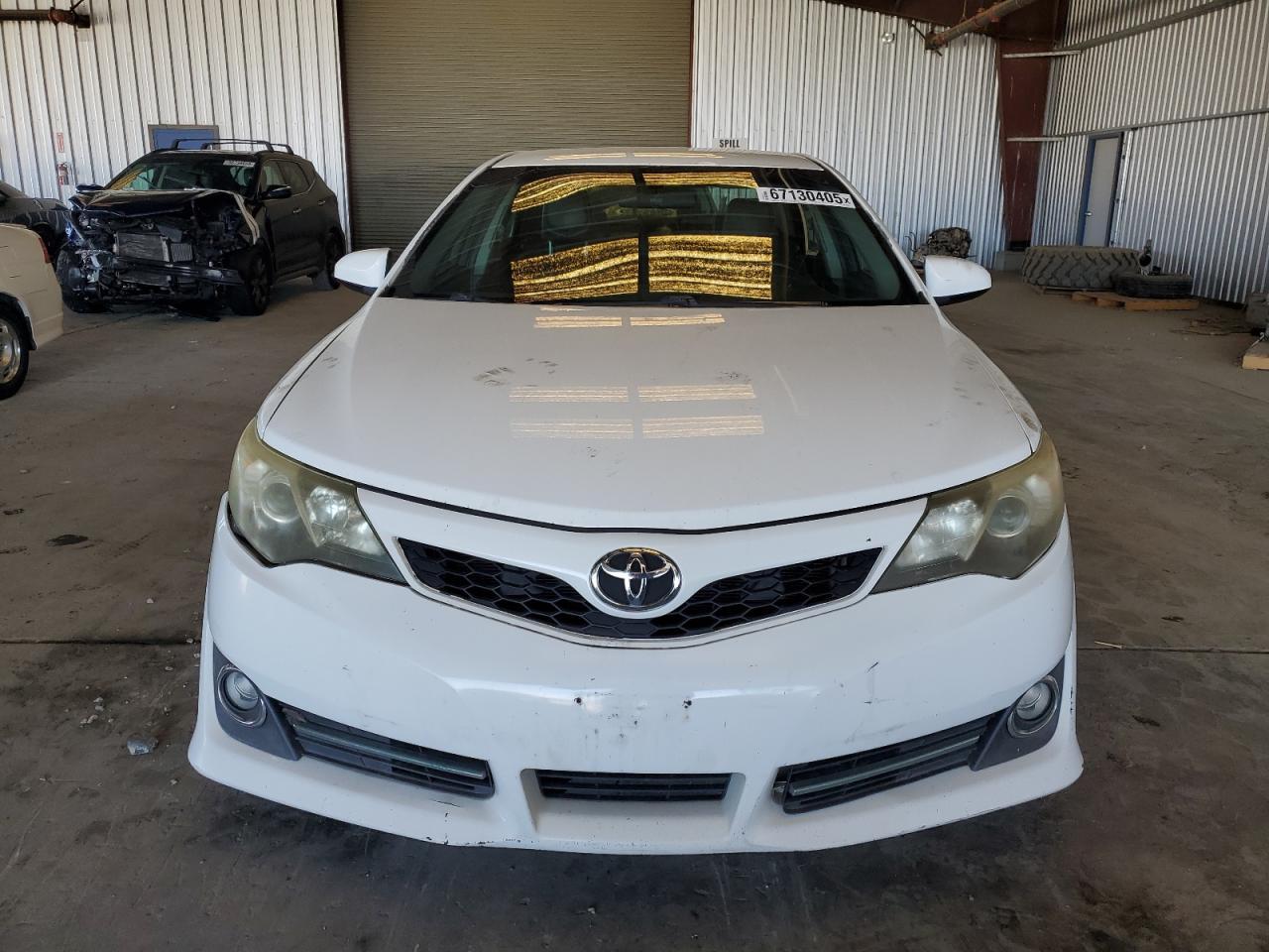 2014 Toyota Camry L - Фото 5