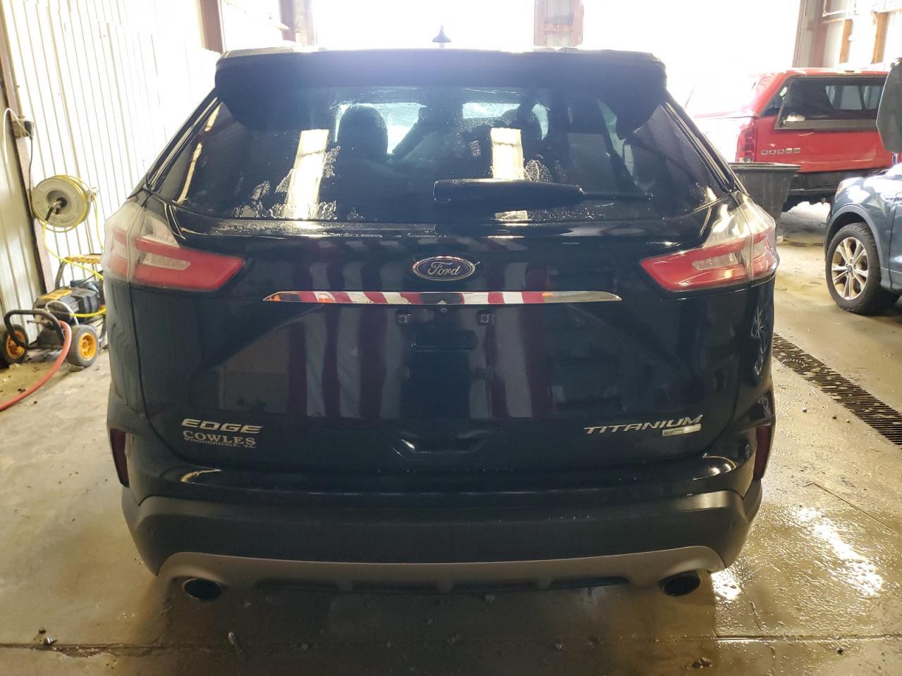 2019 Ford Edge Titanium - Фото 6