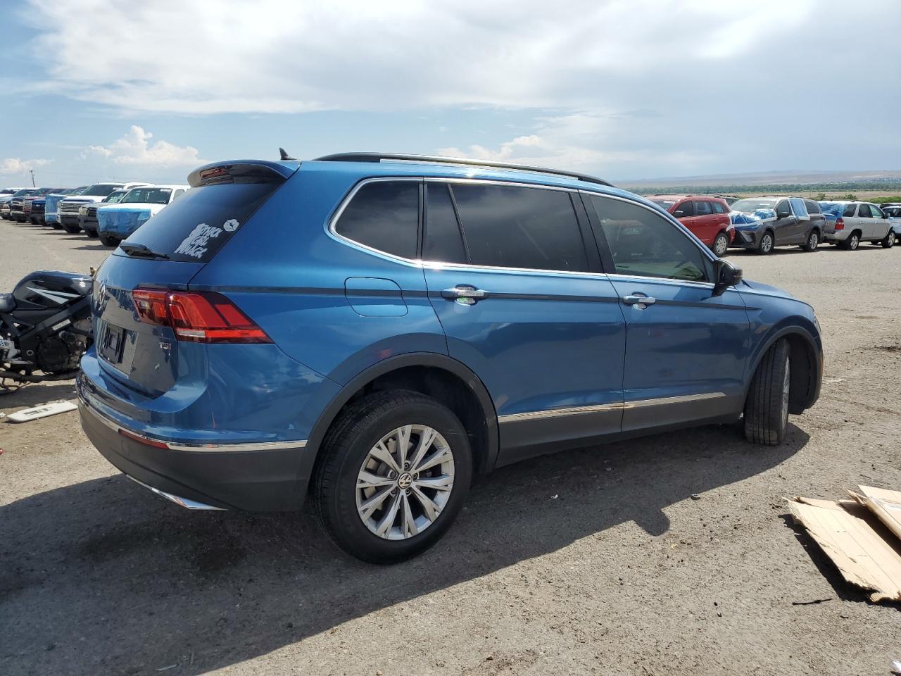 2018 Volkswagen Tiguan Se - Фото 3