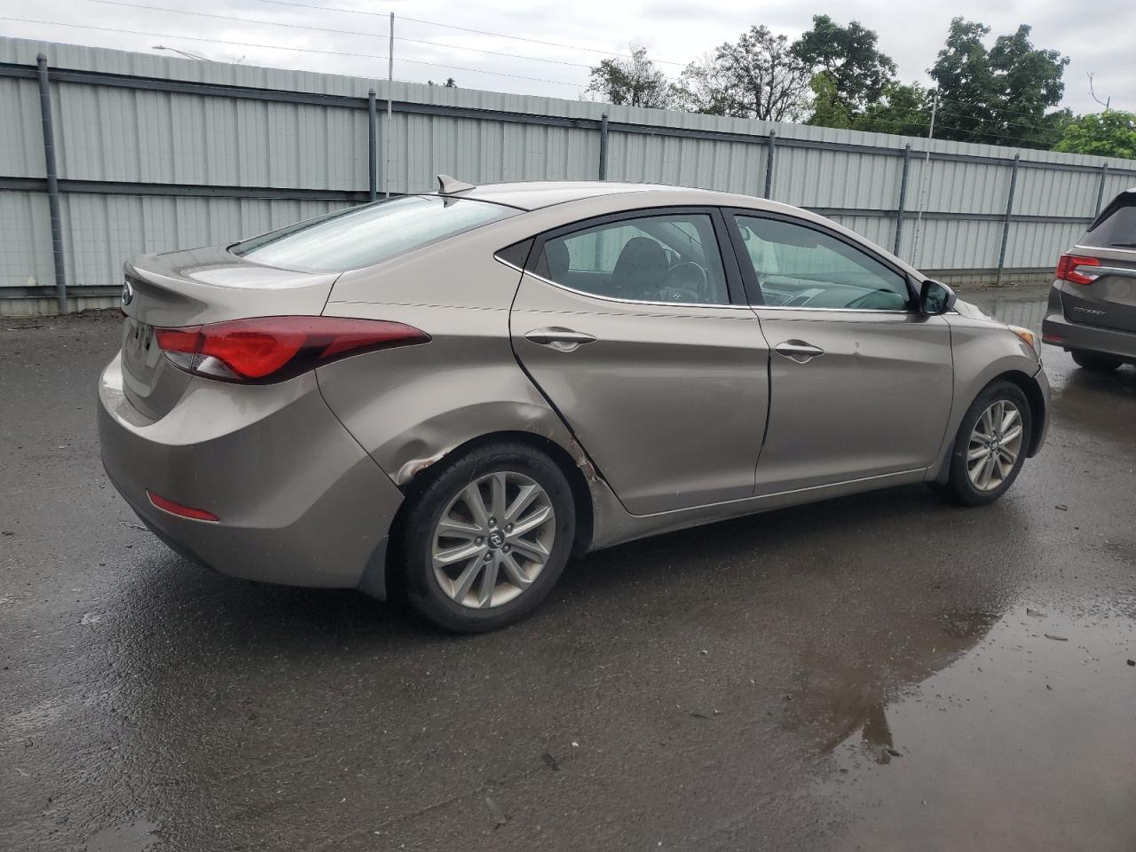 2015 Hyundai Elantra Se - Фото 3