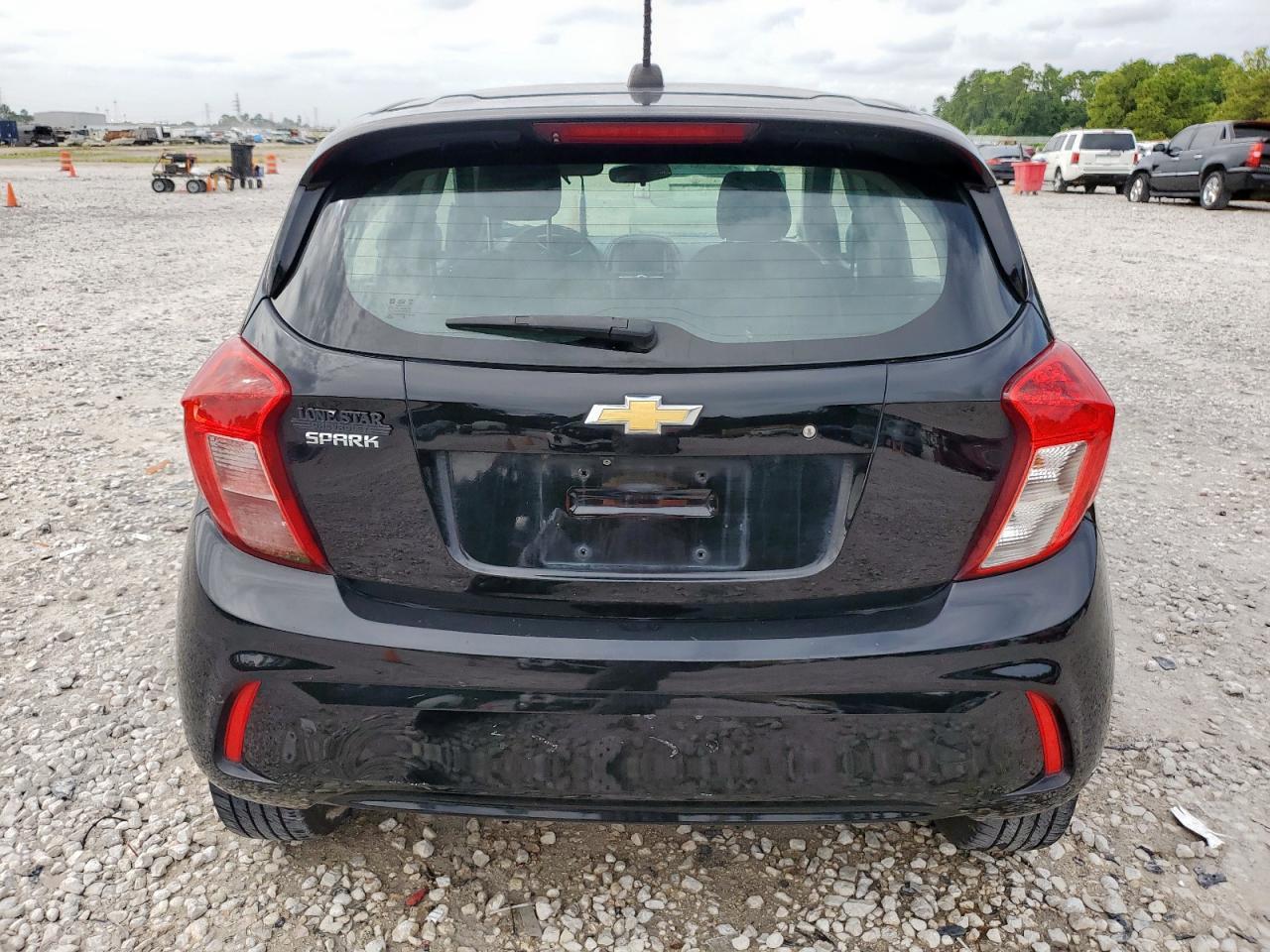2019 Chevrolet Spark Ls - Image 6