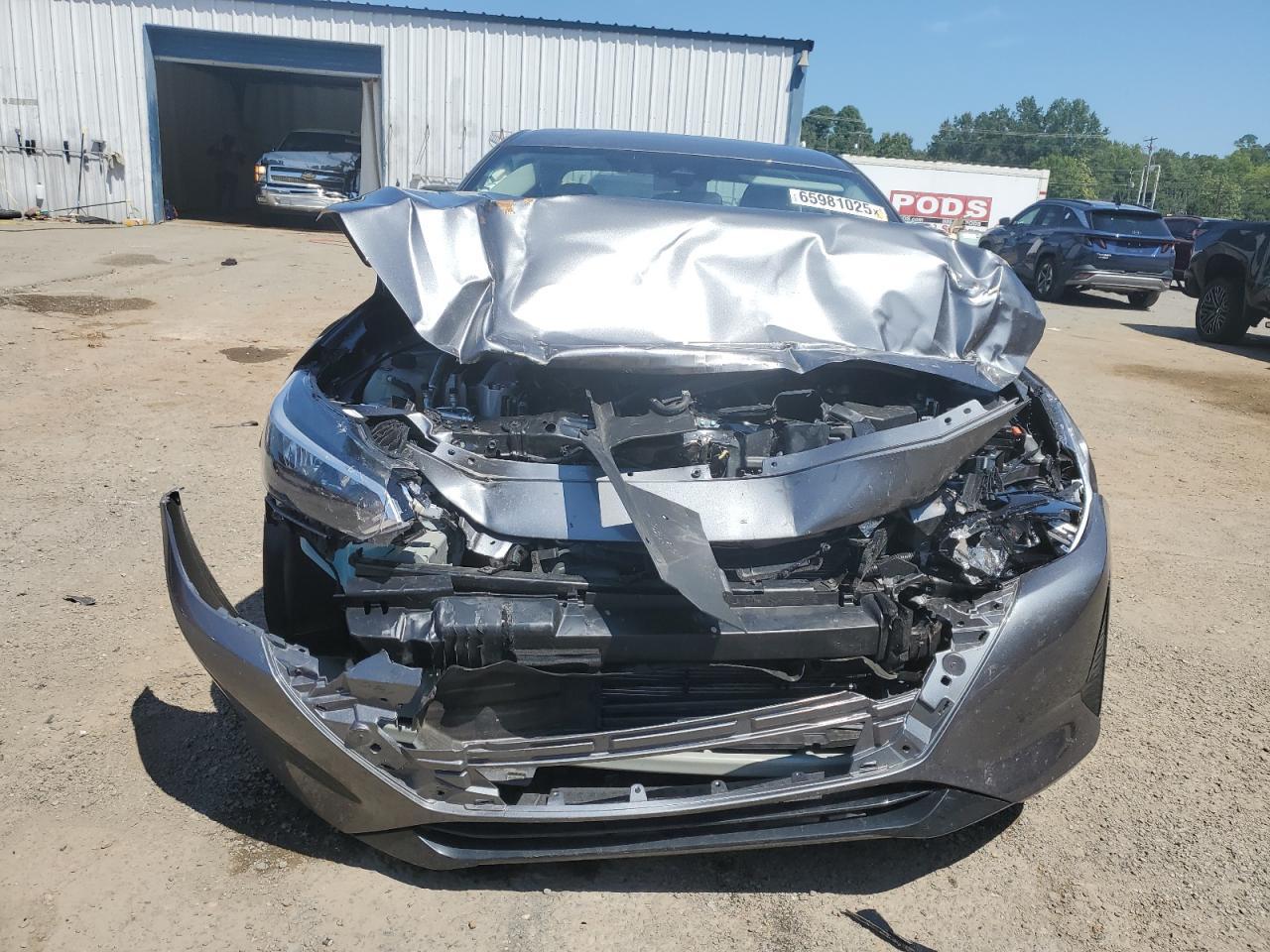 2025 Nissan Sentra S - Image 5