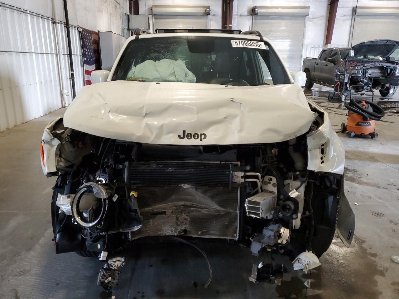 2020 Jeep Renegade Latitude - Image 5