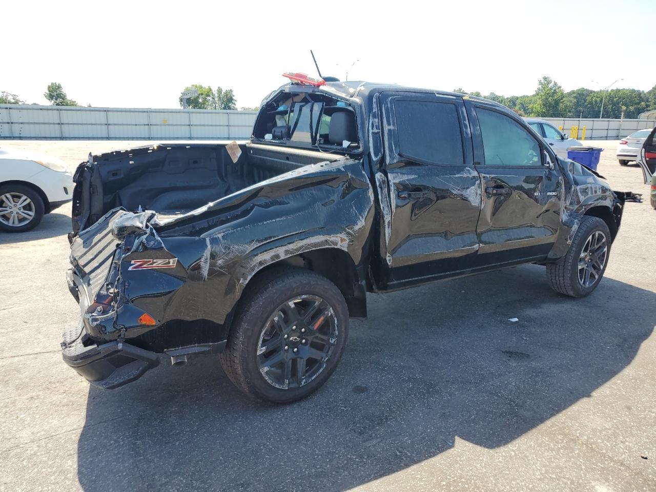 2025 Chevrolet Colorado Z71 - Фото 3