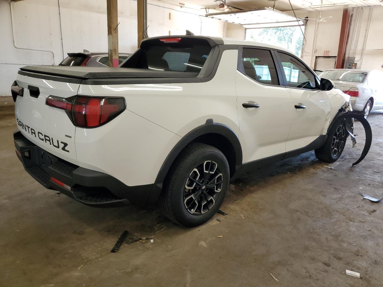2022 Hyundai Santa Cruz Se - Фото 3