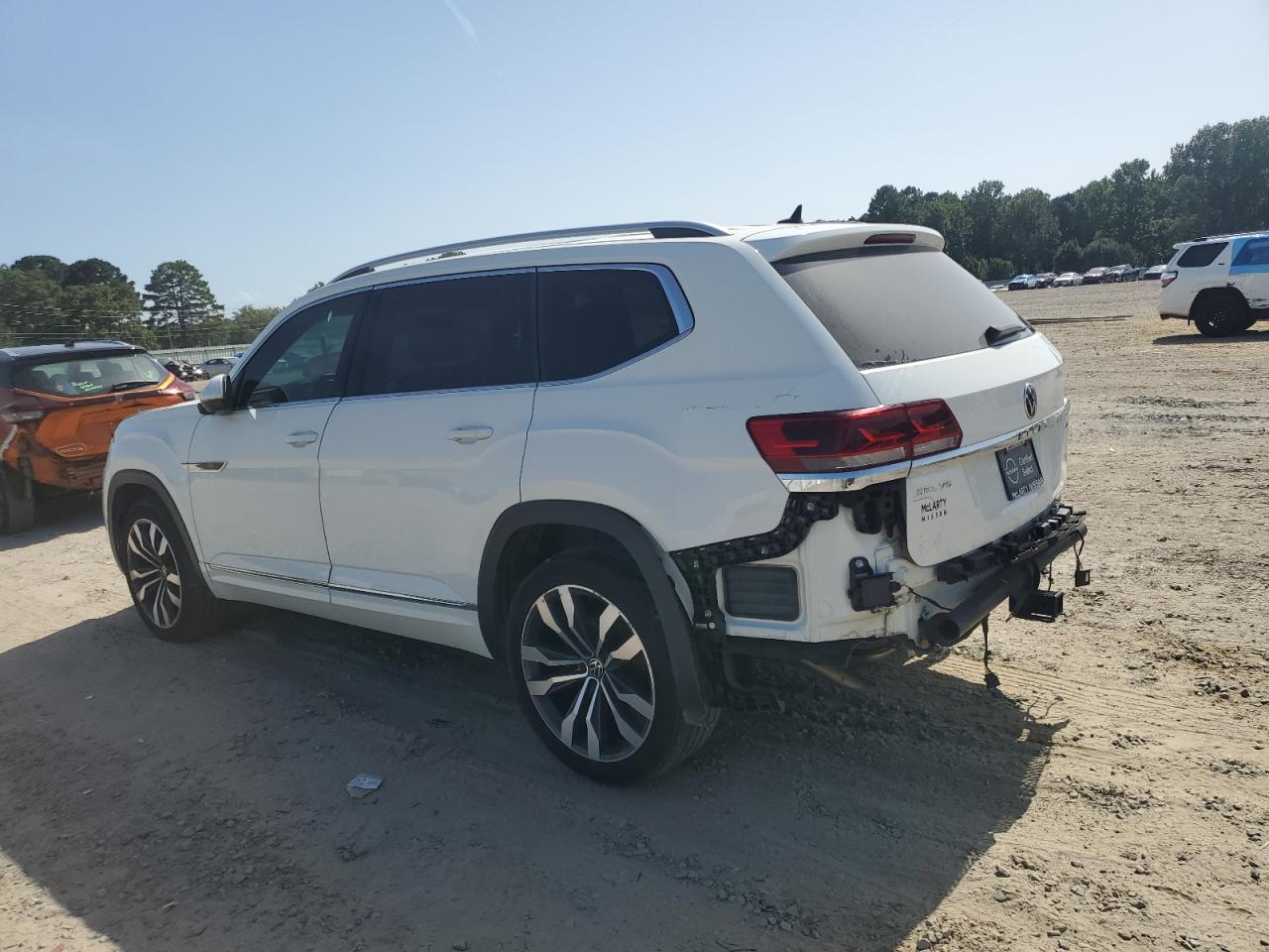 2021 Volkswagen Atlas Sel Premium R-Line - Image 2