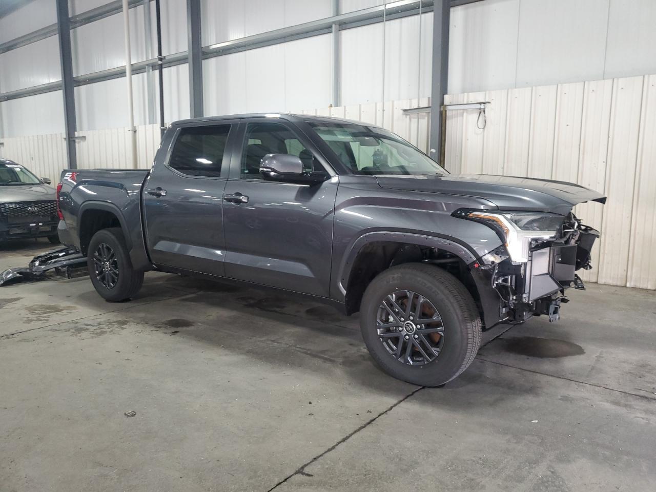 2024 Toyota Tundra Crewmax Sr - Фото 4