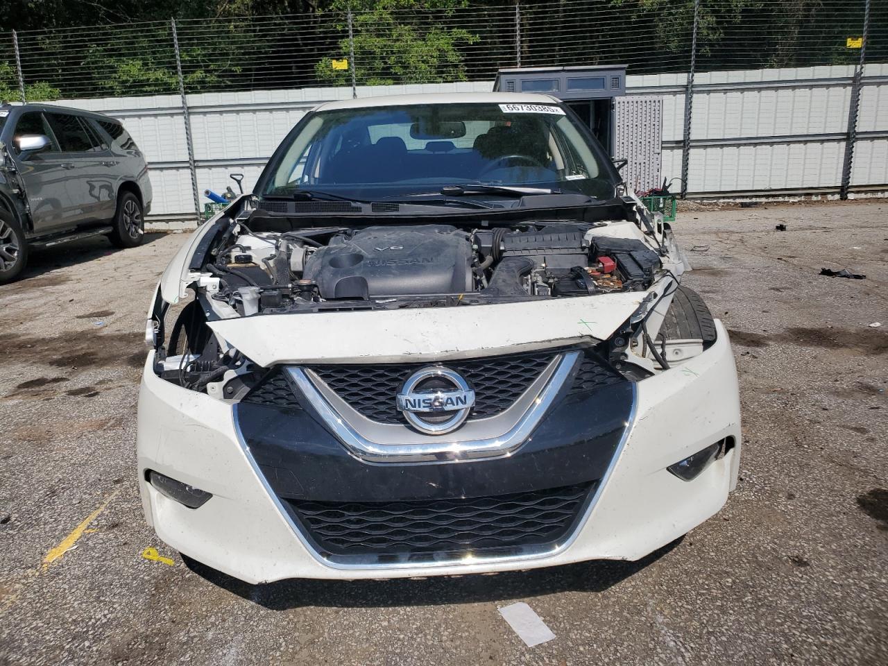 2016 Nissan Maxima 3.5S - Image 5