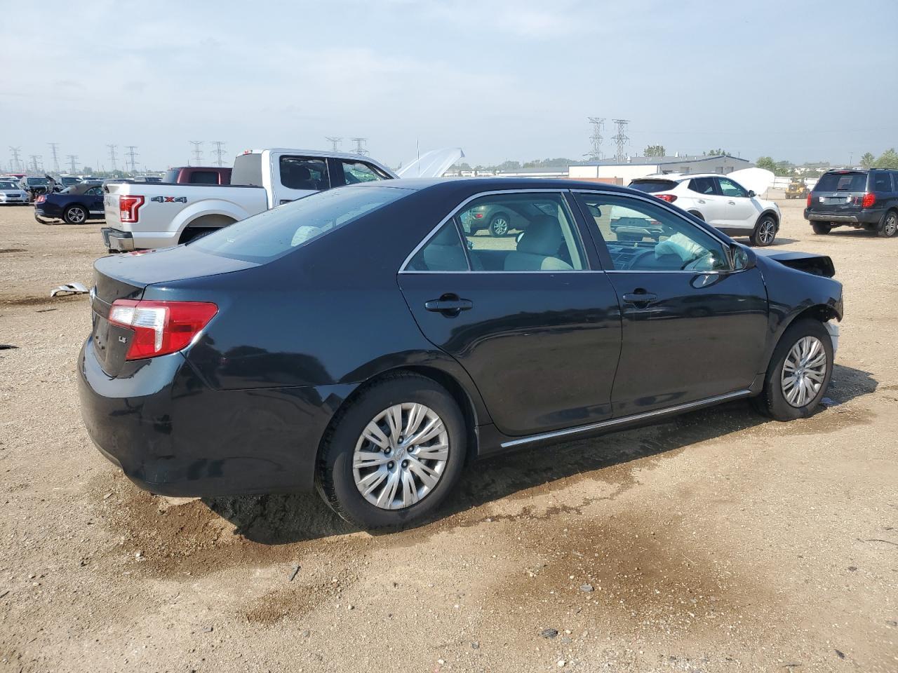 2012 Toyota Camry - Image 3