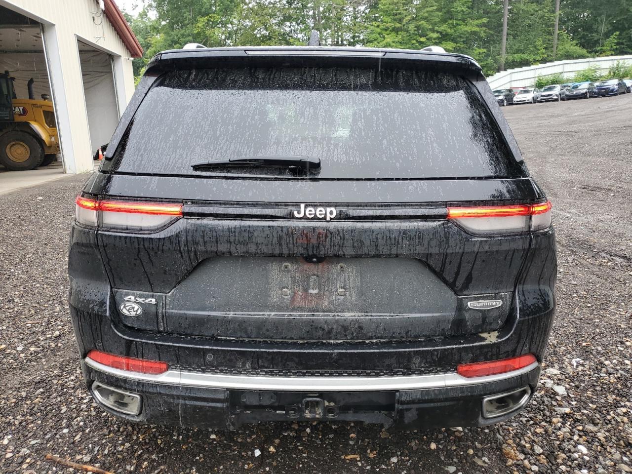 2022 Jeep Grand Cherokee Summit - Image 6