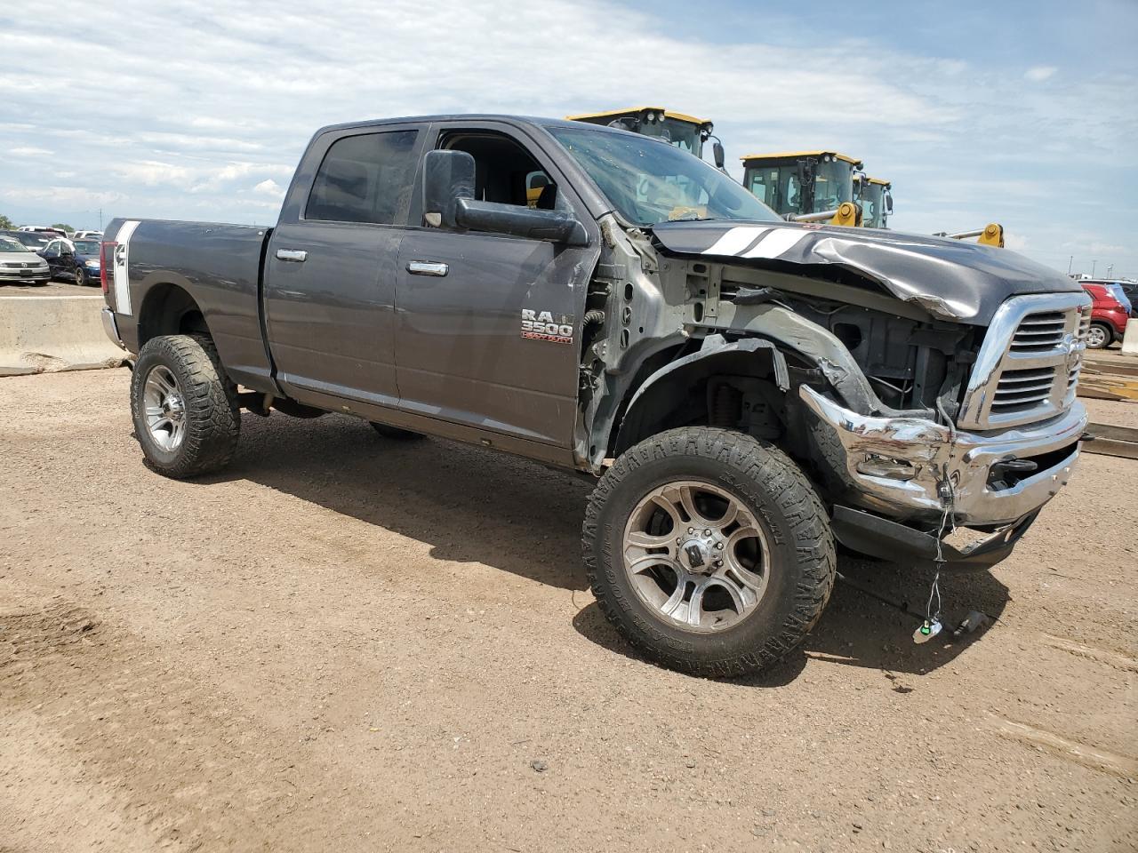2014 Ram 3500 Slt - Image 4