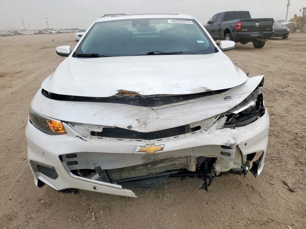 2017 Chevrolet Malibu Premier - Фото 5