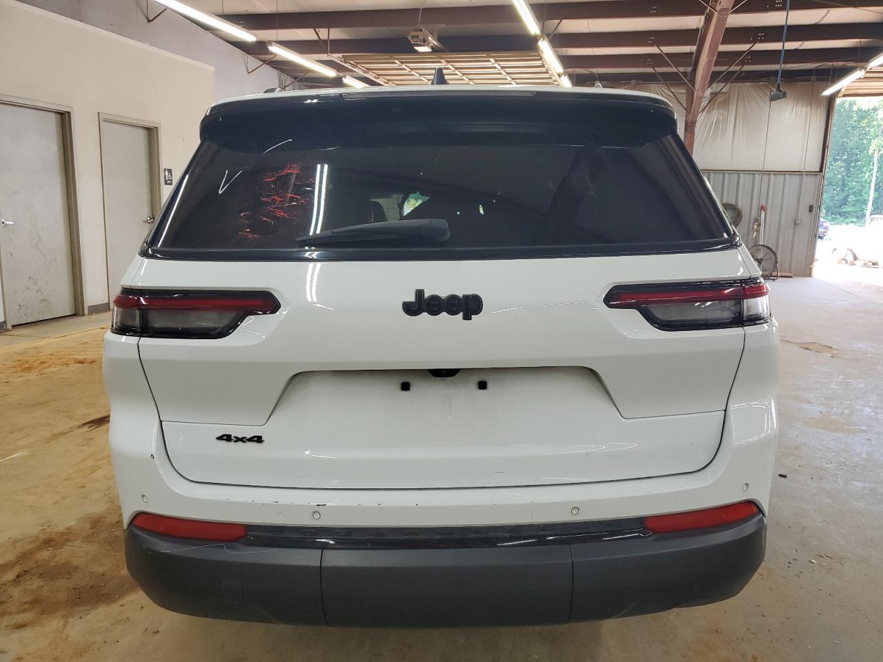 2023 Jeep Grand Cherokee L Laredo - Фото 6