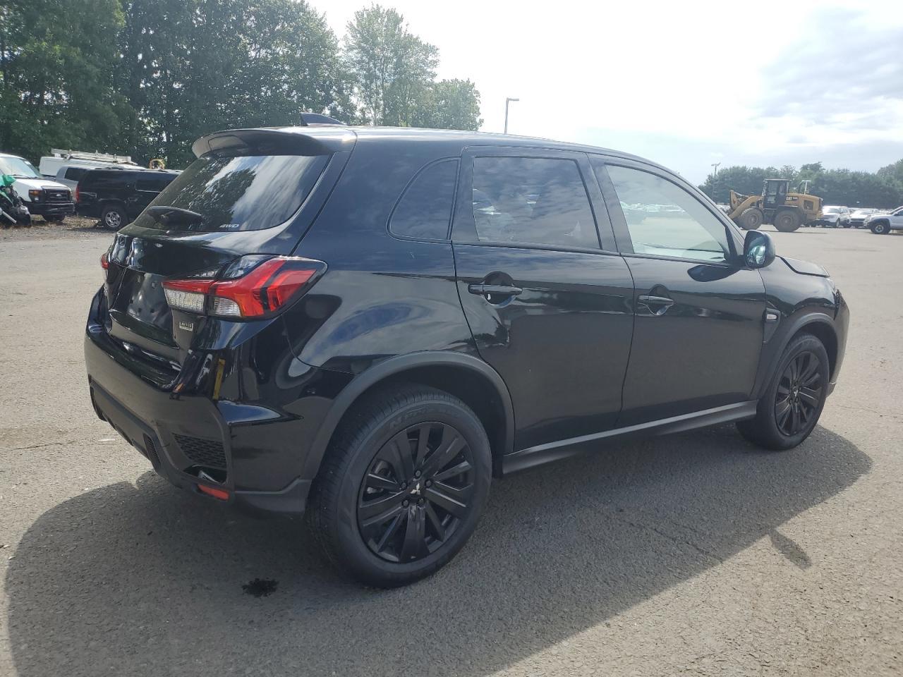2024 Mitsubishi Outlander Sport S/Se - Фото 3