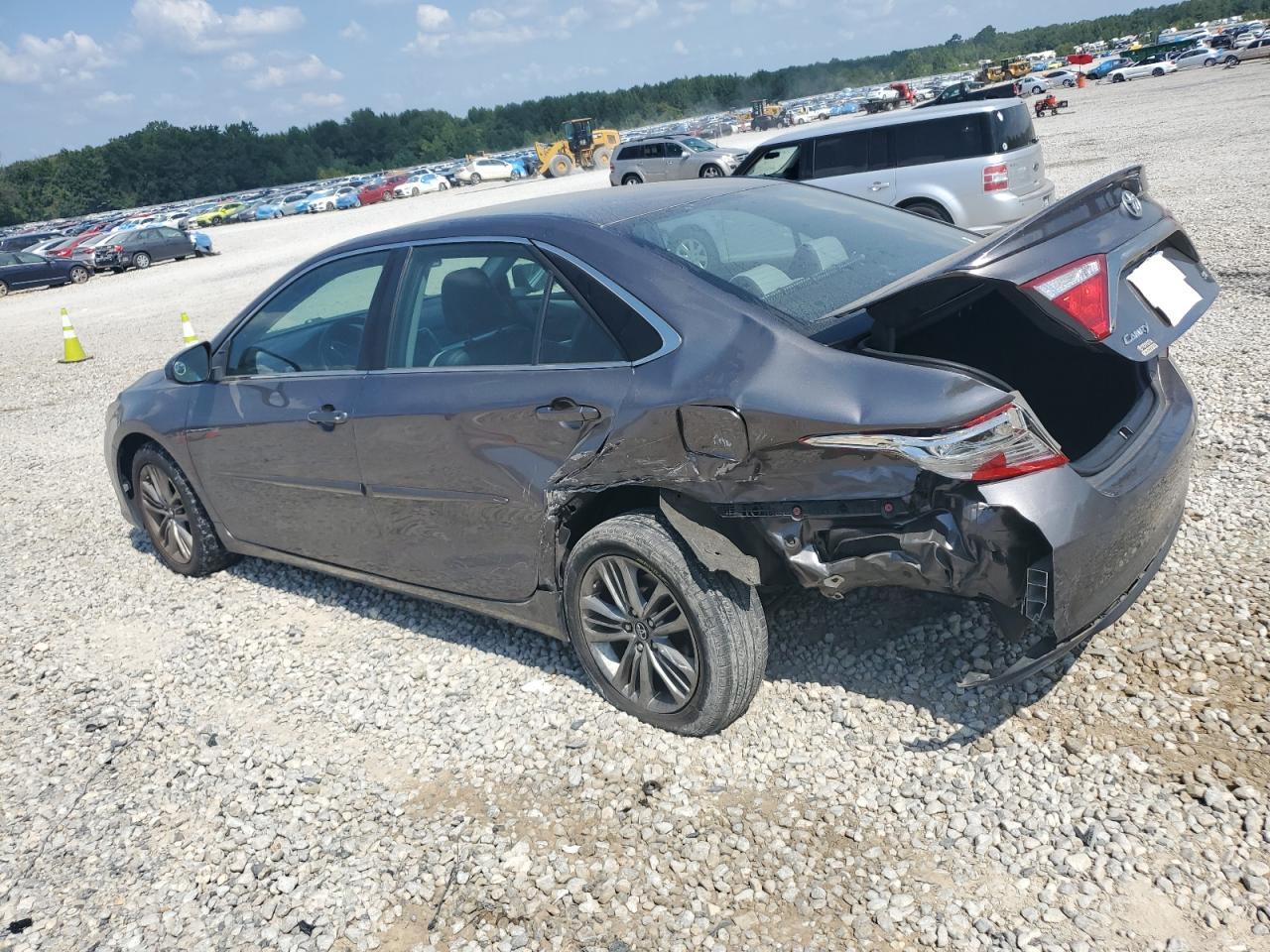 2017 Toyota Camry Le - Image 2