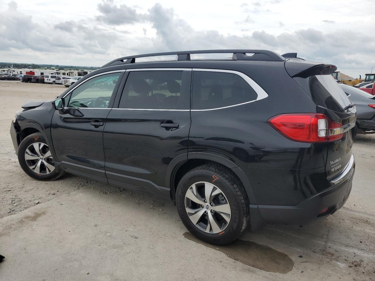 2020 Subaru Ascent Premium - Фото 2
