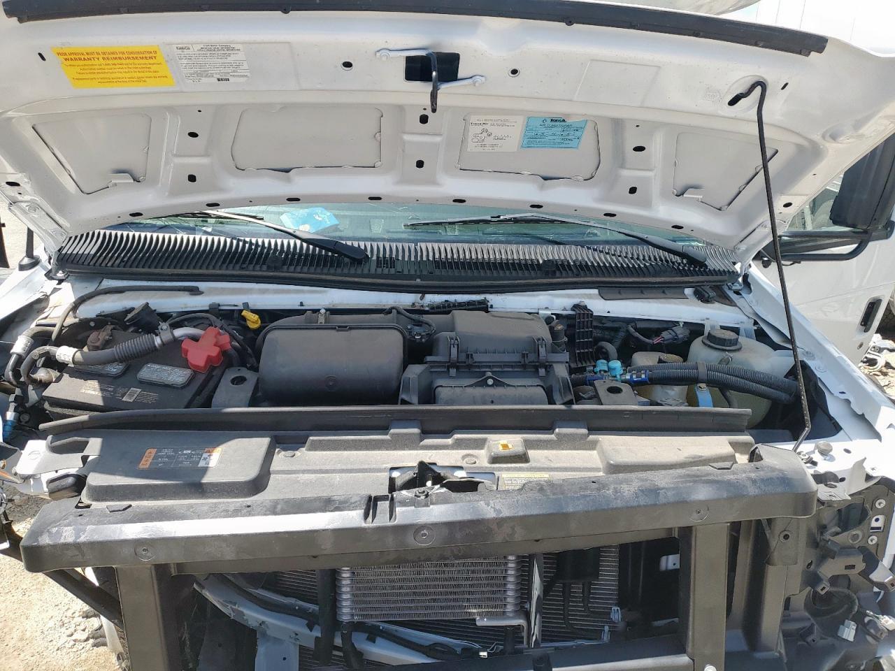 2024 Ford Econoline E450 Super Duty Cutaway Van - Фото 7