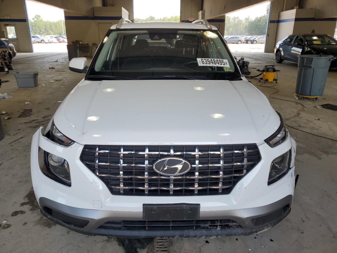 2022 Hyundai Venue Sel - Фото 5