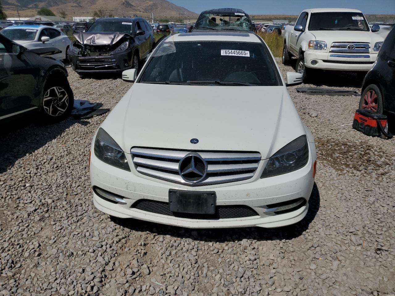 2011 Mercedes-Benz C 300 - Фото 5