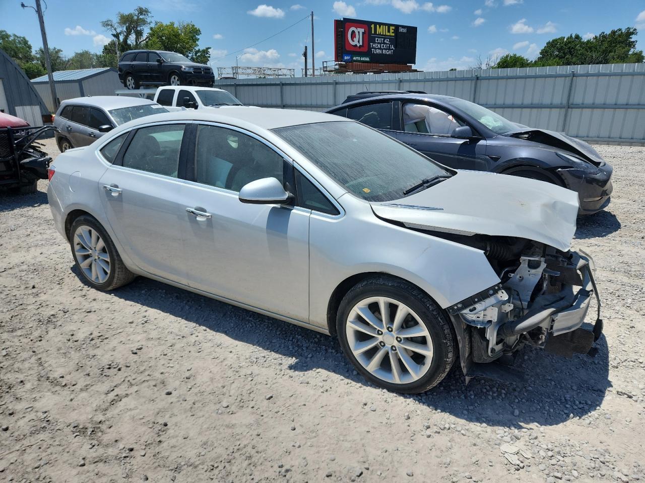 2013 Buick Verano - Image 4