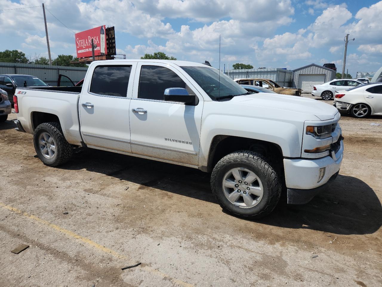 2017 Chevrolet Silverado K1500 Lt - Image 4